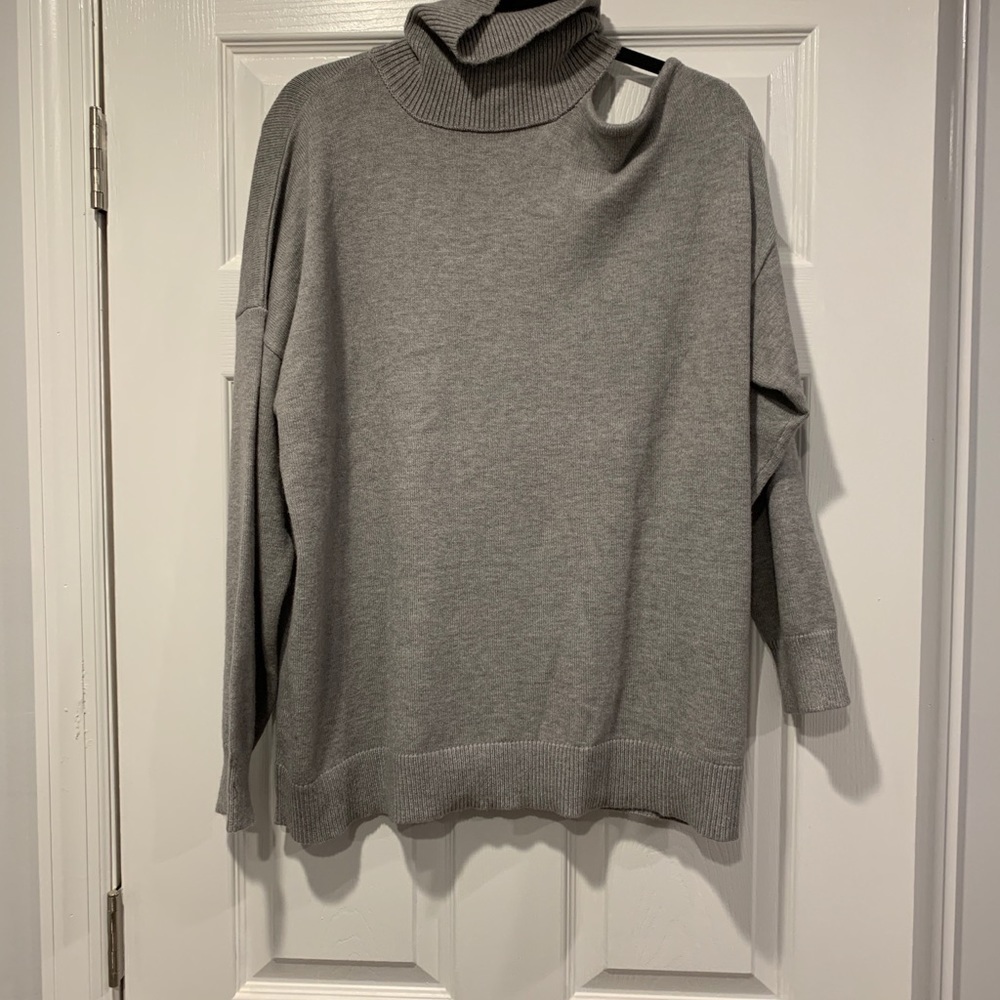 NWT Eloquii Turtleneck Cold Shoulder Sweater - Picture 7 of 9